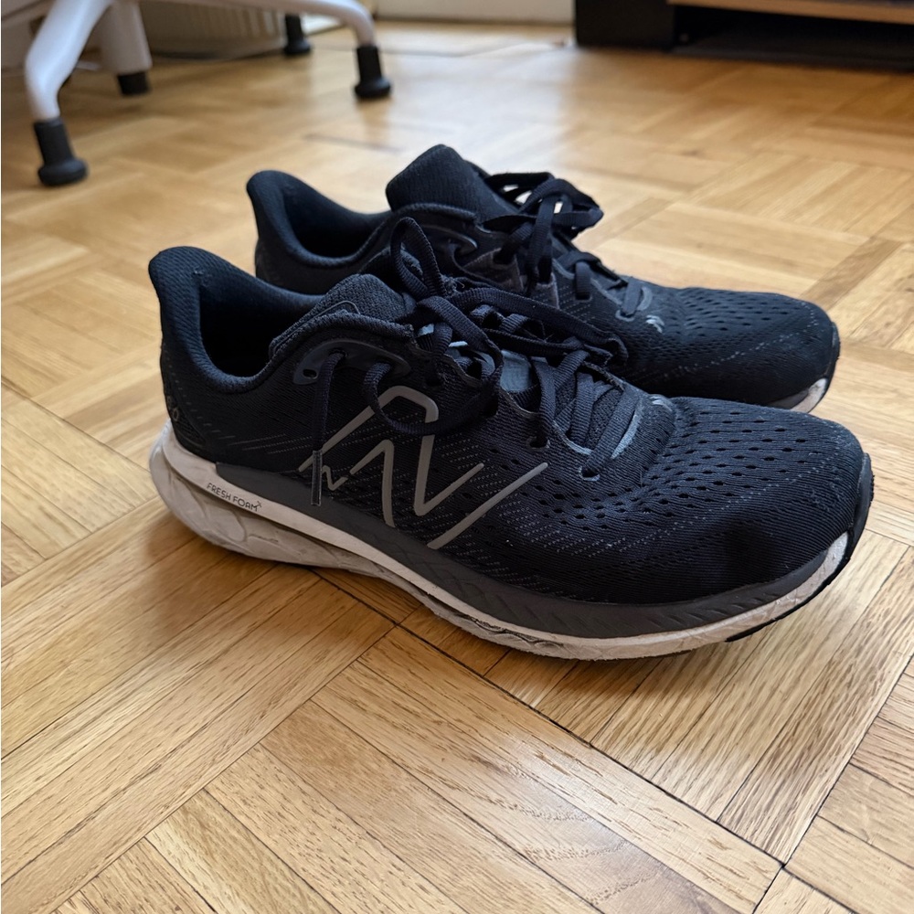 New Balance Men's Fresh Foam X 860v13 Running Shoe 9.5 - Picture 2 of 5